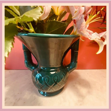 Vase type Vallauris motifs art deco