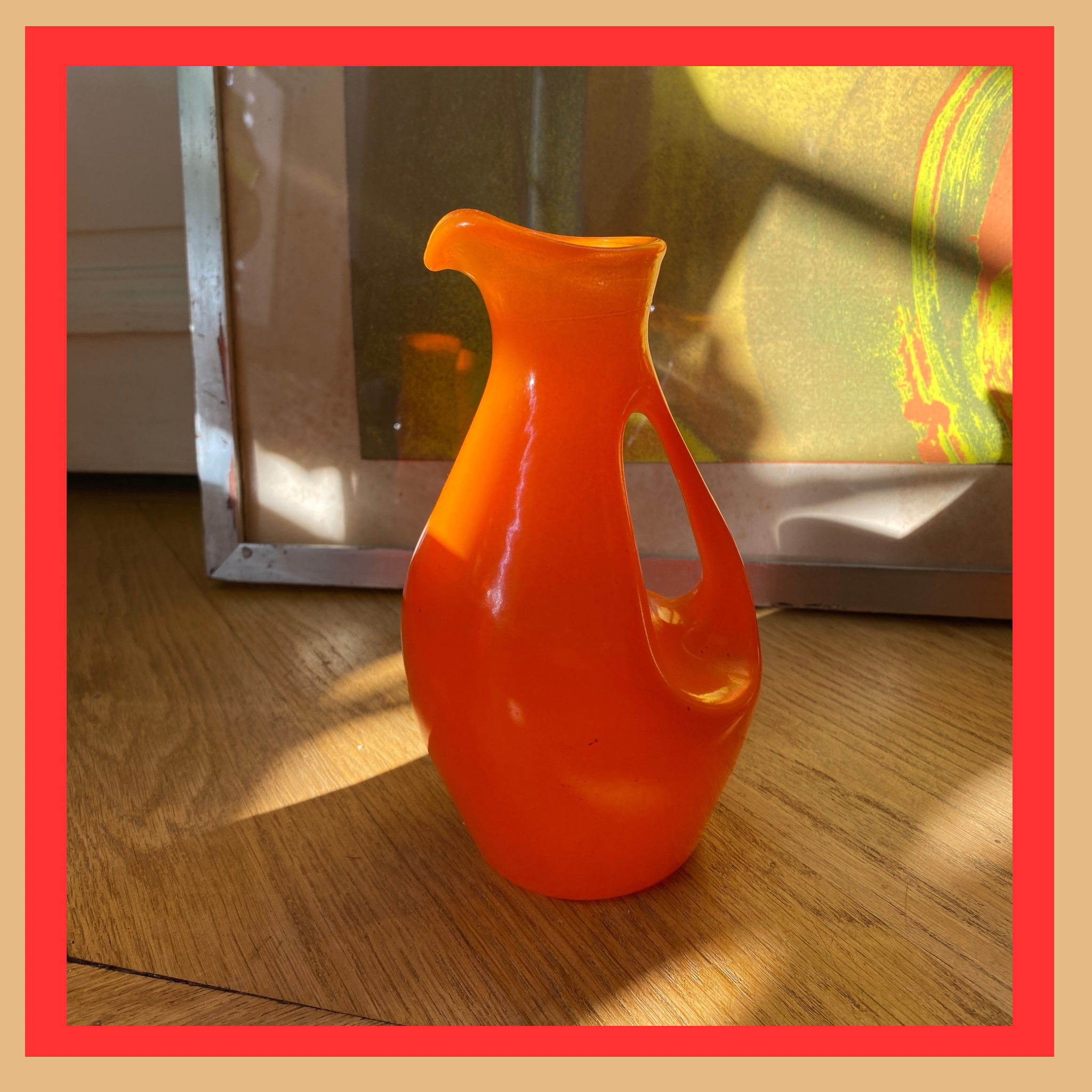 Vase orange forme pichet